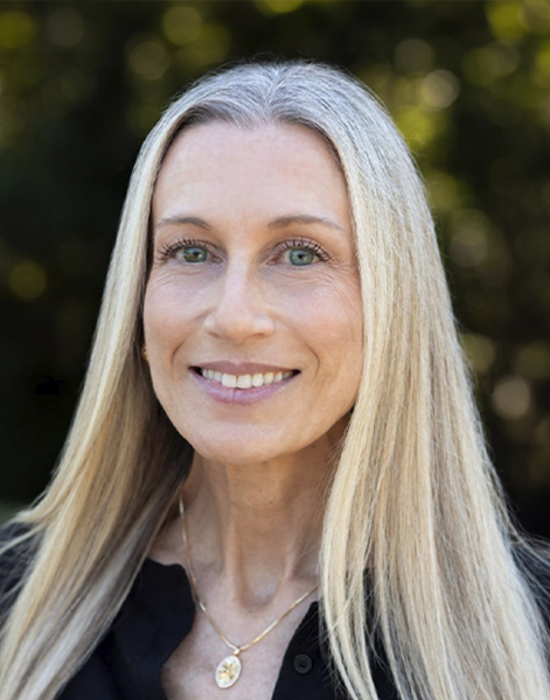 Jennifer Dobson Photo